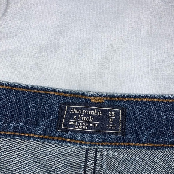 Abercrombie & Fitch jean shorts - Picture 3 of 3